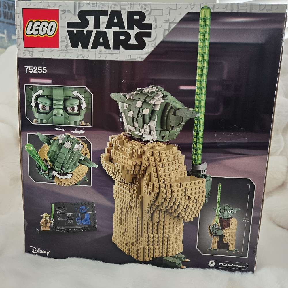Lego Star Wars Yoda Figure - Green & Tan - Picture 2 of 5